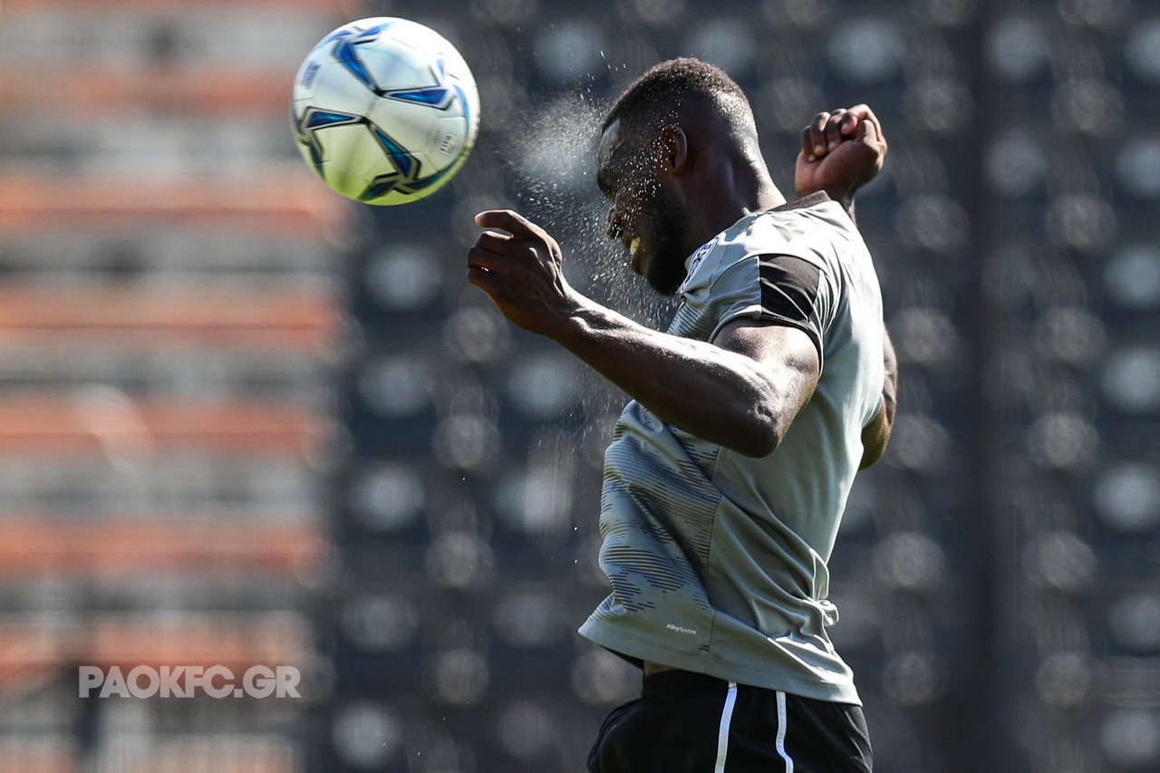 Anderson Esiti: Hungarian side Ferencvarosi TC sign Nigeria star from PAOK  Thessaloniki