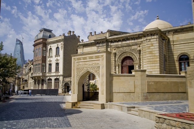 View_of_old_Baku